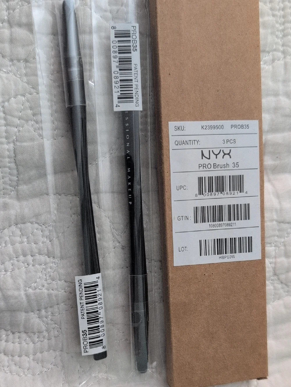New In Box NYX Black Makeup Brushes Lot- 14 Brushes